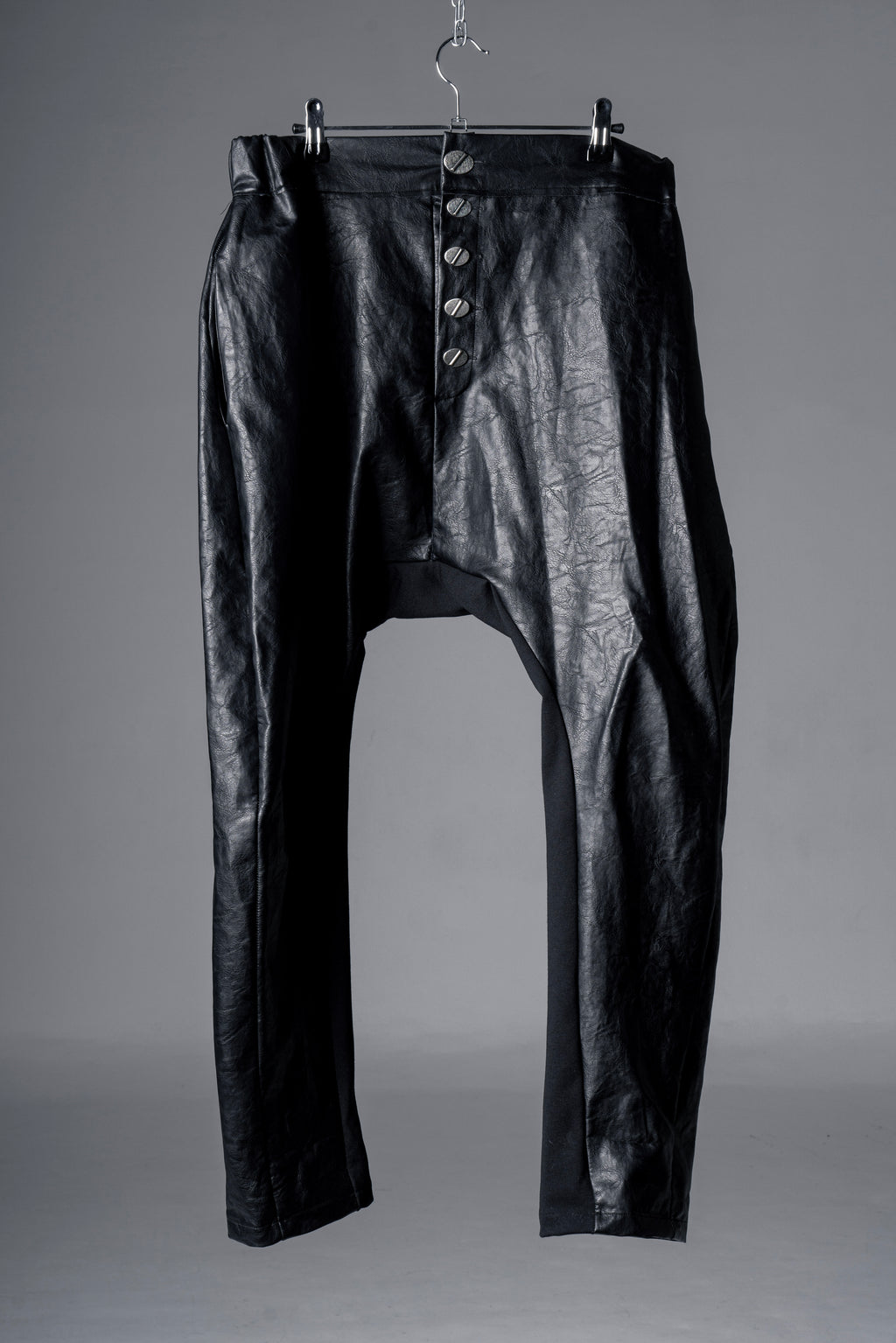 Pantalone cavallo basso in ecopelle